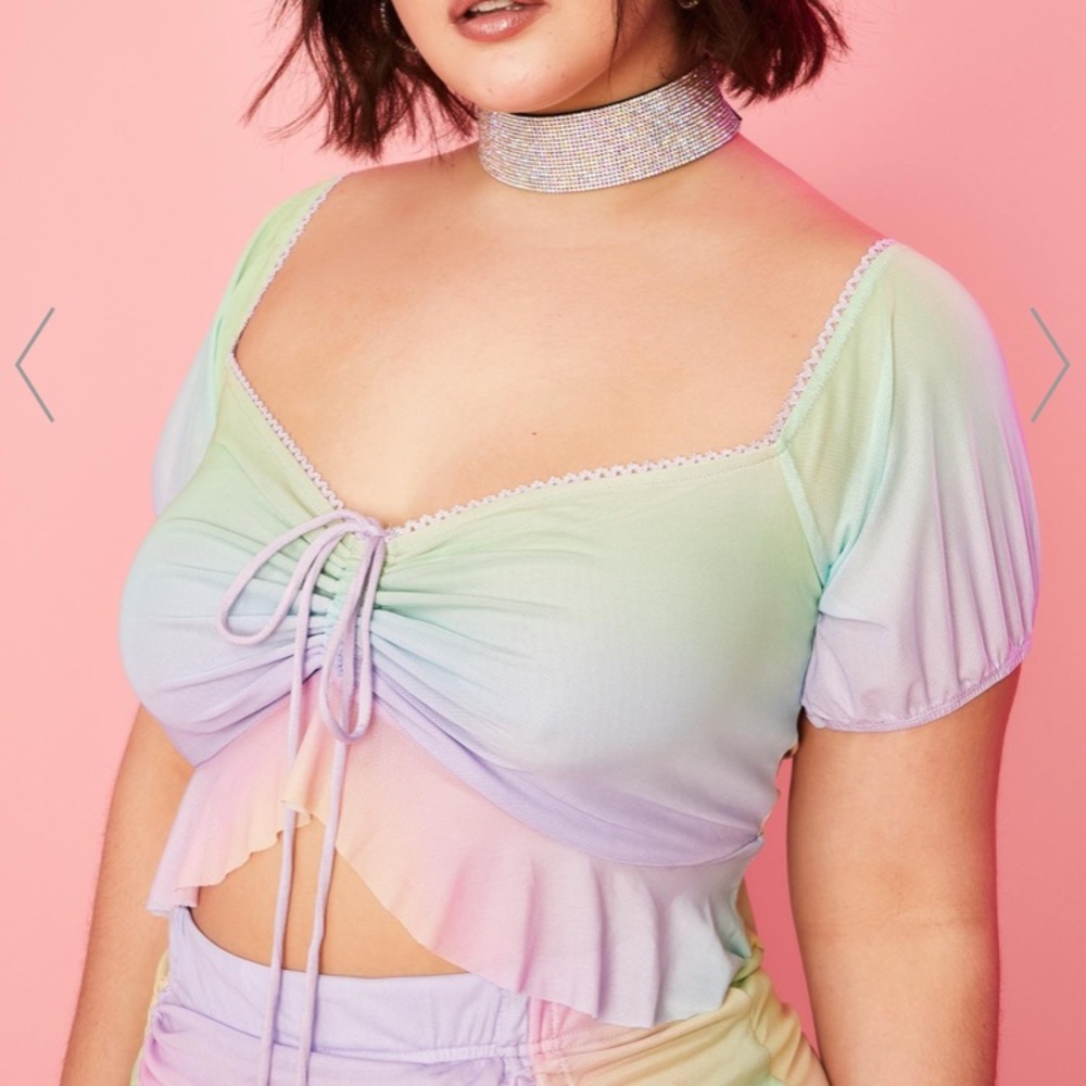 dollskill servin sweet nectar top